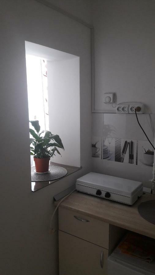 Melody Apartment Alba Iulia Buitenkant foto